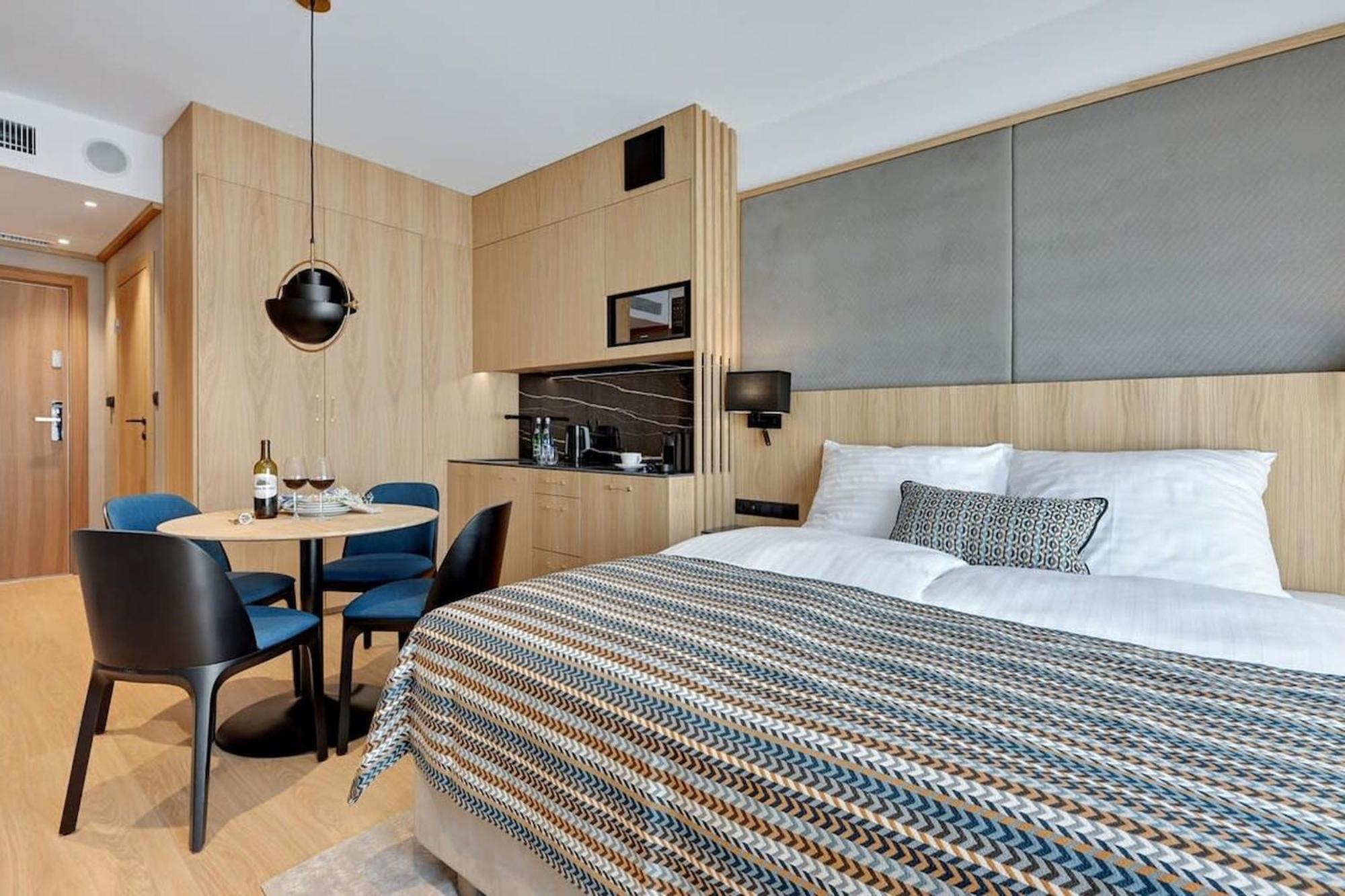 Deo Plaza - Apartamenty W Sercu Gdanska By Rent Like Home Bagian luar foto