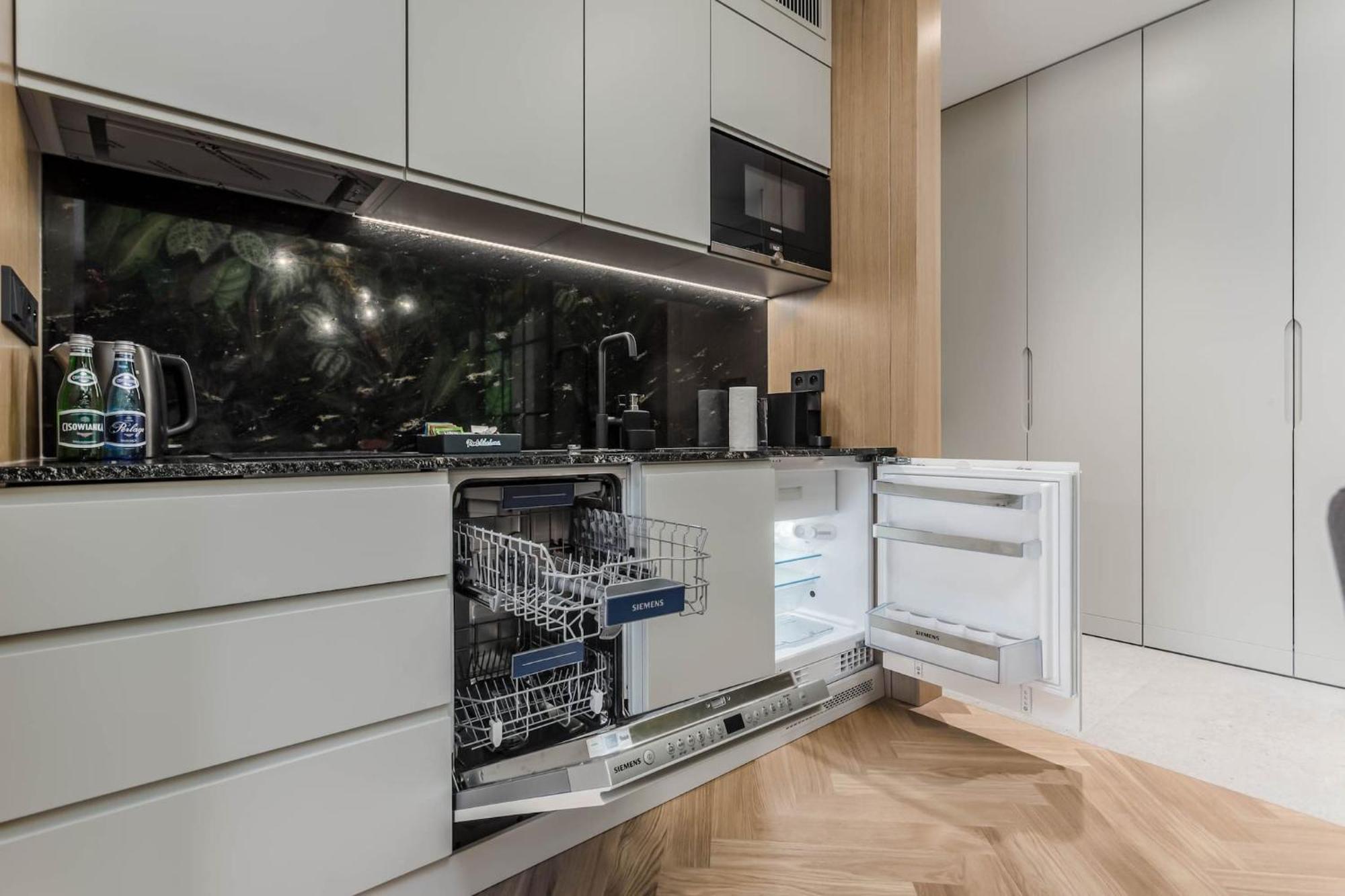 Deo Plaza - Apartamenty W Sercu Gdanska By Rent Like Home Bagian luar foto